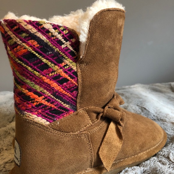 COPY - BearPaw Winter Boots - Picture 4 of 4
